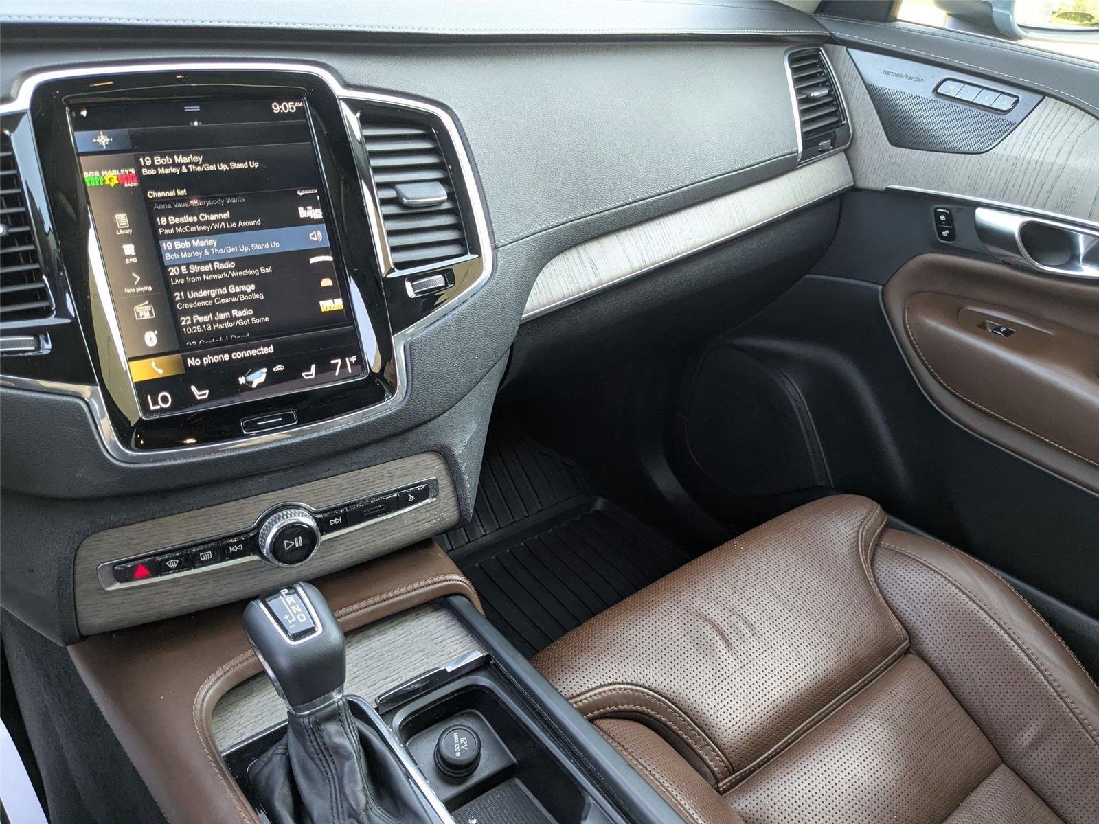 Used 2020 Thunder Grey Metallic Volvo Inscription image 35