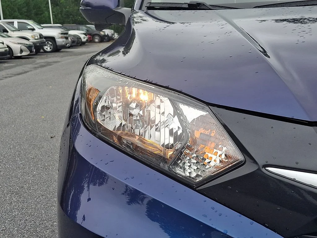 Used 2016  Honda EX image 9