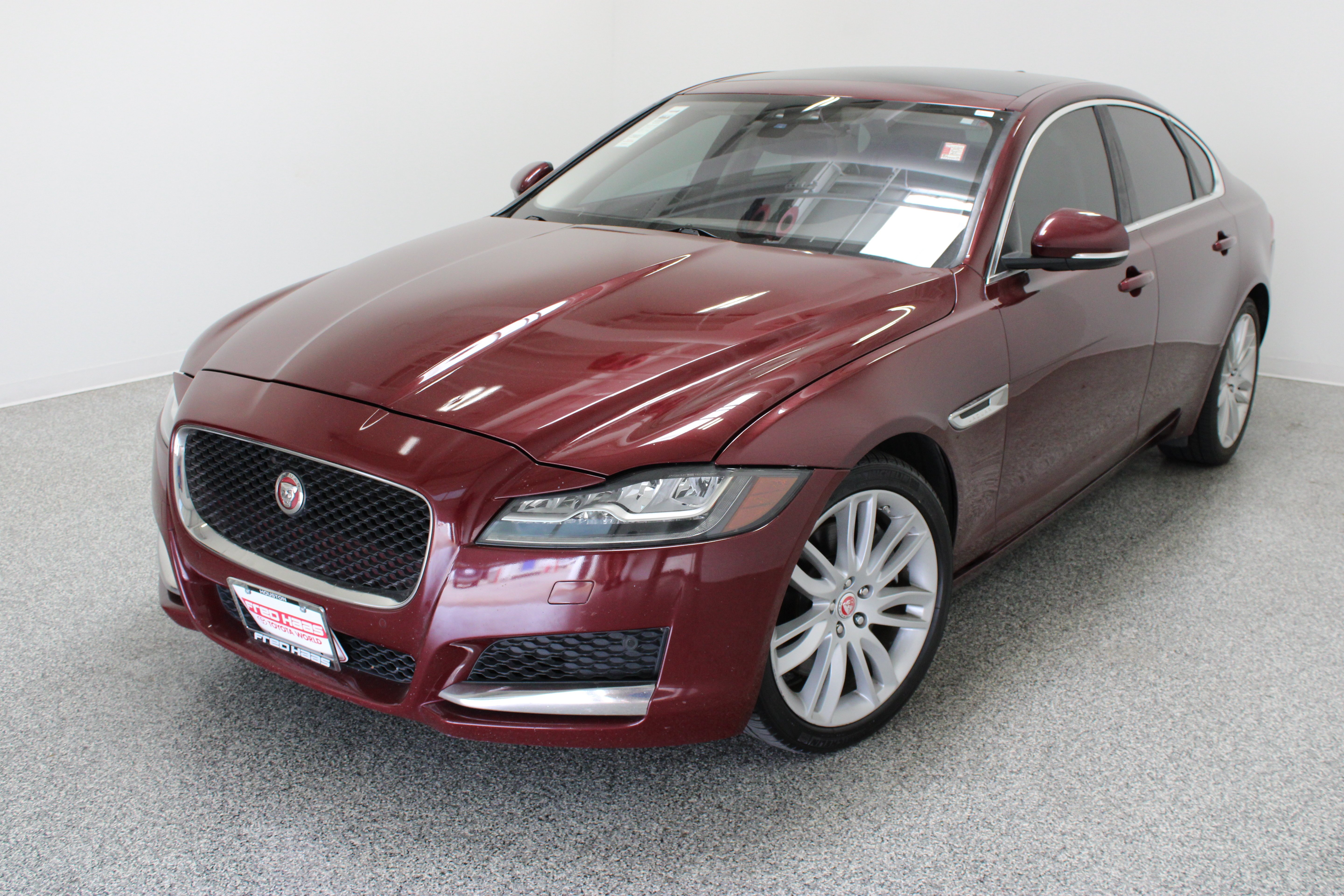 Used 2016 Jaguar XF Prestige with VIN SAJBK4BV6GCY17132 for sale in Spring, TX