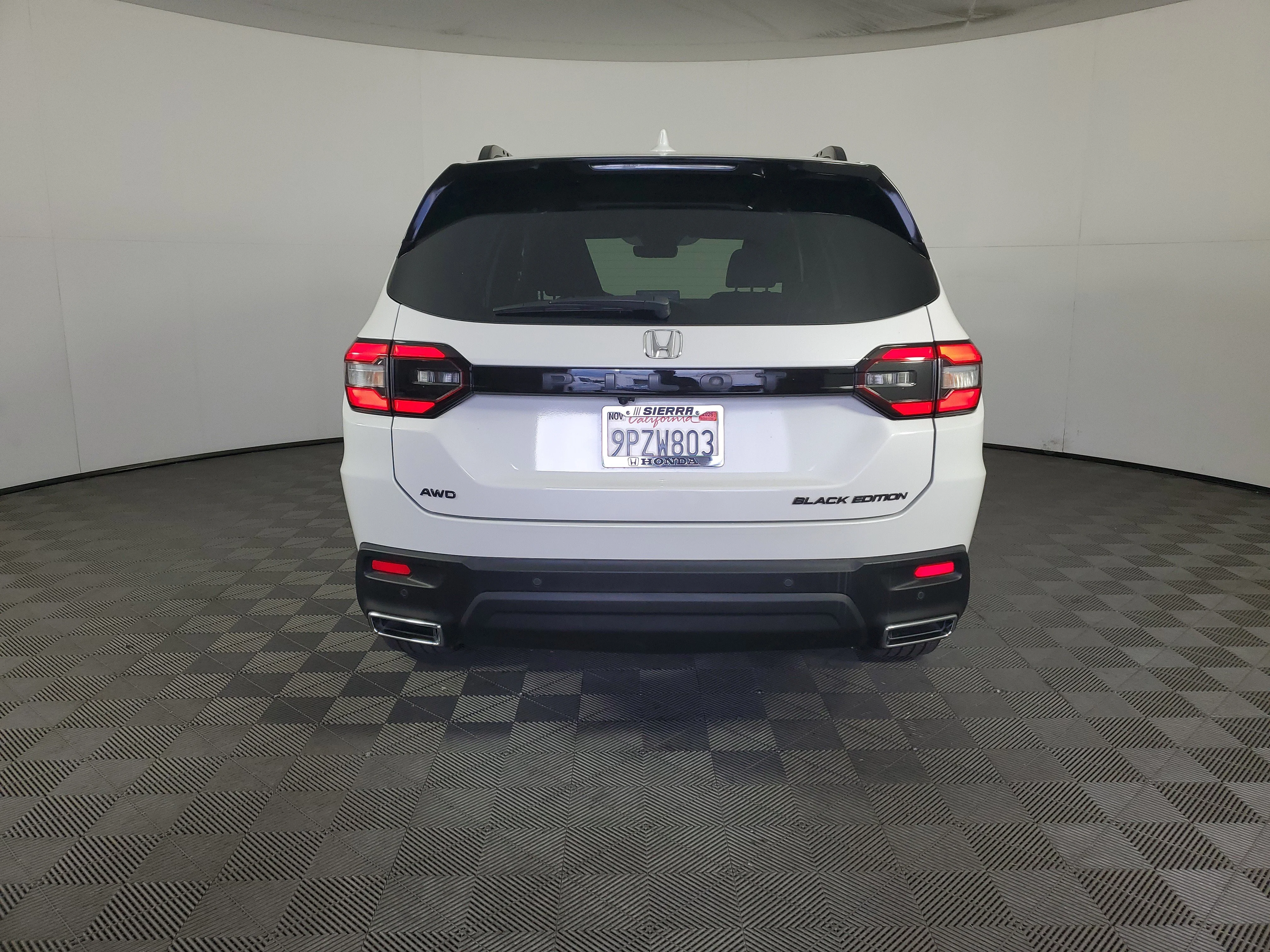 2025 Honda Pilot Black Edition - Photo 41