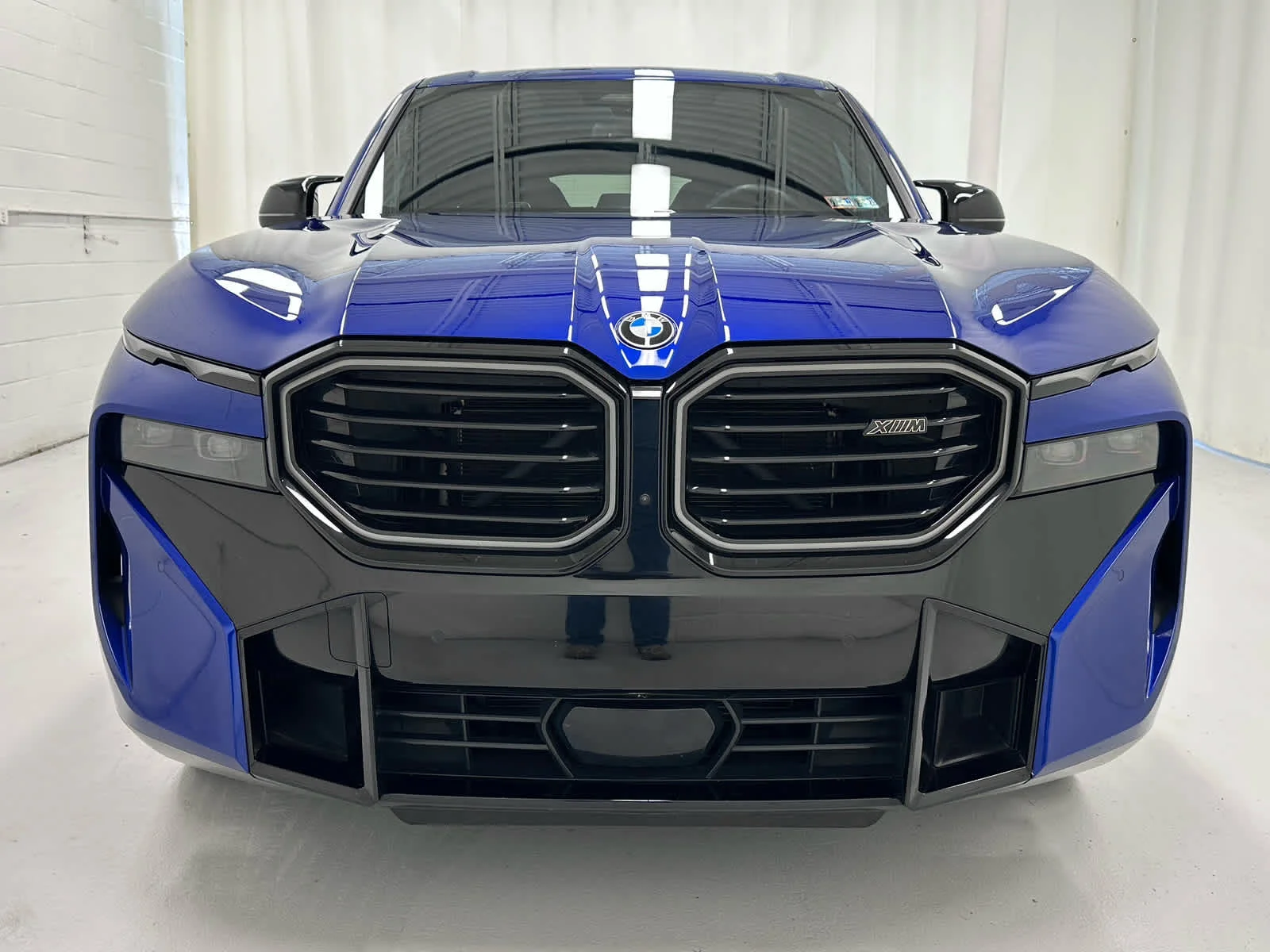 Used 2024 Marina Bay Blue Metallic BMW  image 3