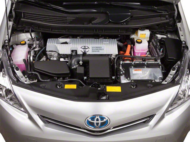 Used 2013 Barcelona Red Metallic Toyota Five image 13