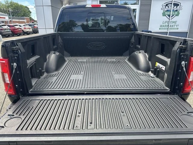Used 2023  Ford XLT image 22