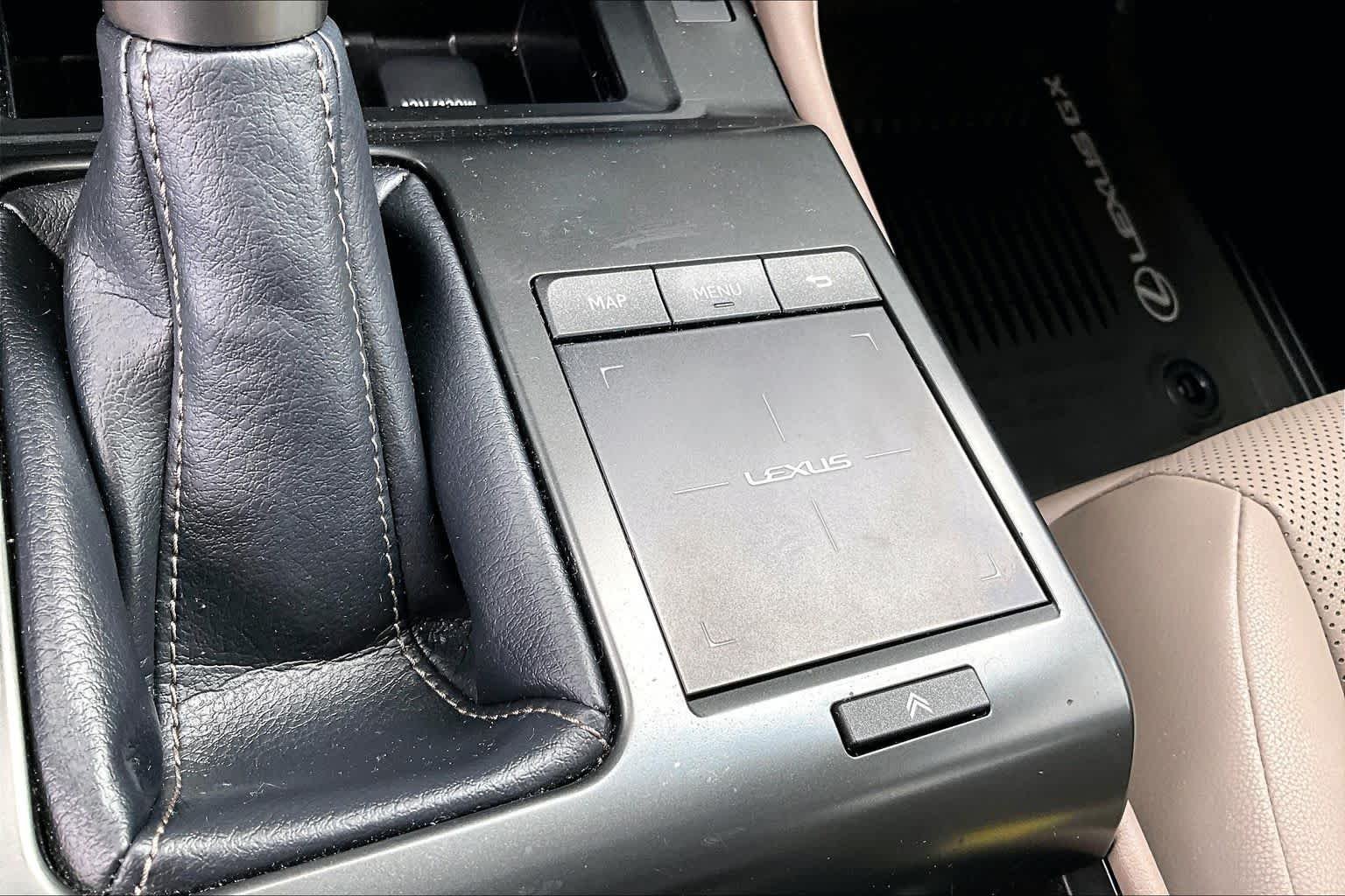 Used 2023 Atomic Silver Lexus Premium image 31