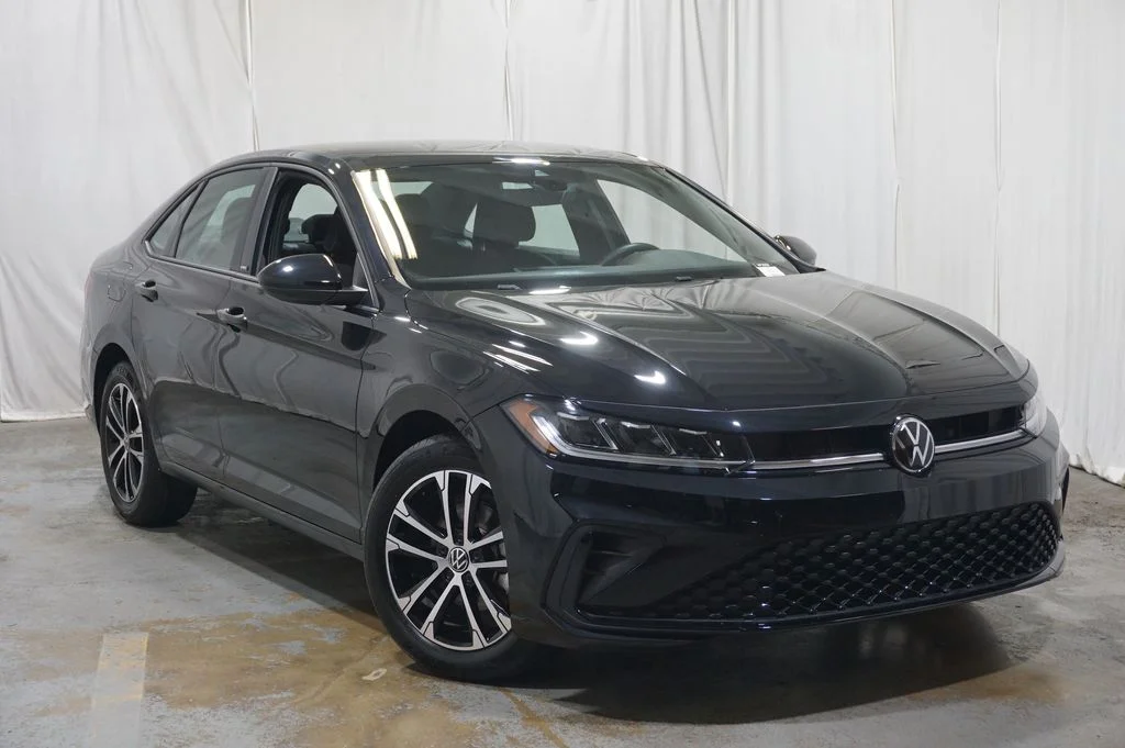 Certified Used 2025 Black Volkswagen 1.5T Sport image 3