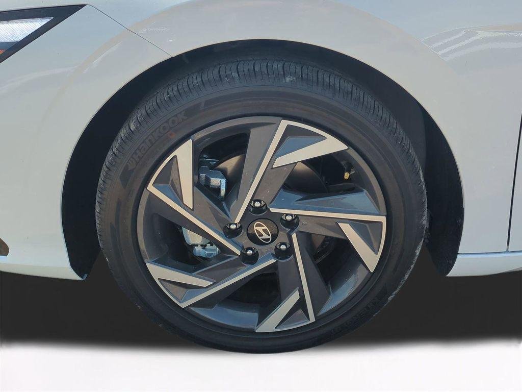 New 2026 White Hyundai Limited image 11