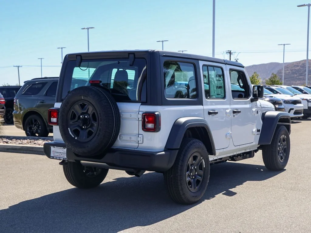 New 2026 Bright White Clear-Coat Exterior Paint Jeep Sport image 3