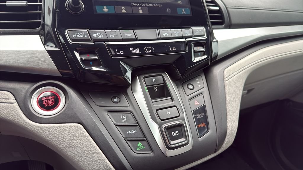 2024 Honda Odyssey EX-L - Photo 19