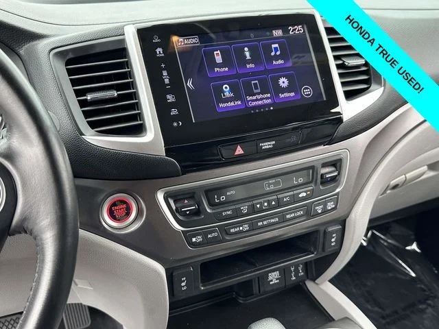Used 2018  Honda EX-L image 19