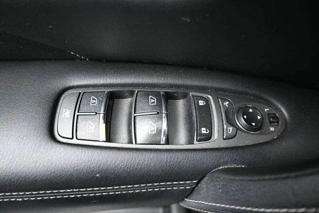 2021 INFINITI QX80 - Photo 14