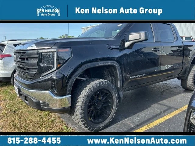 2024 GMC Sierra 4WD Crew Cab Short Box Pro's photo