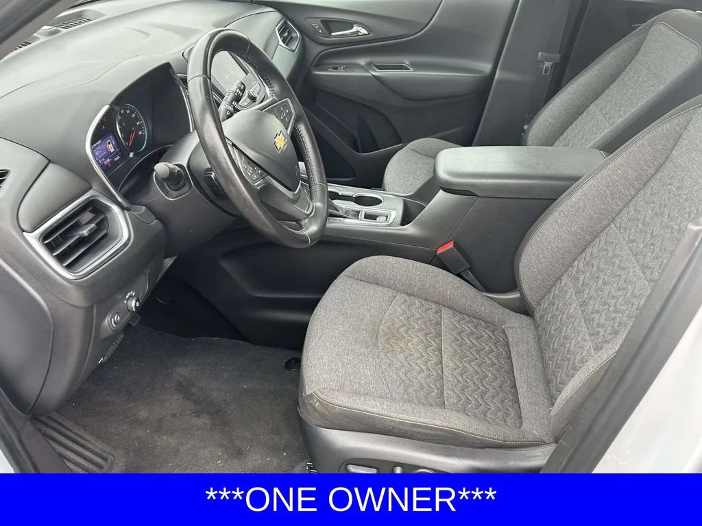 Used 2022 Iridescent Pearl Tricoat Chevrolet LT image 17