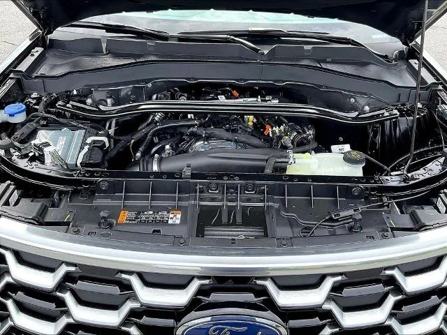 New 2026 Agate Black Metallic Ford Platinum™ image 48
