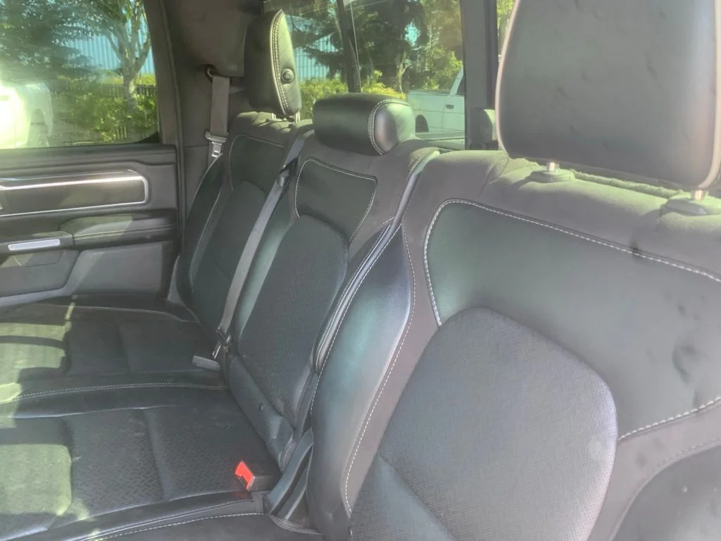 Used 2019 Diamond Black Crystal Pearlcoat Ram Laramie image 24