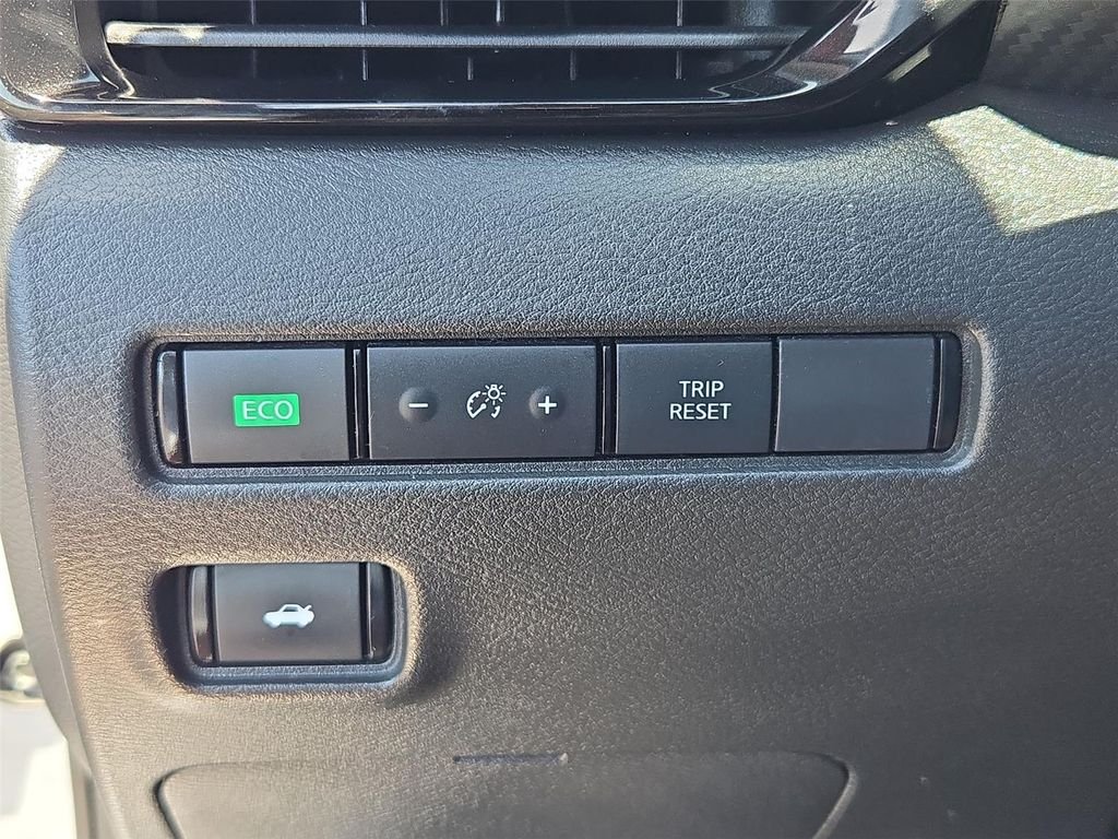 2022 Nissan Sentra SV - Photo 10