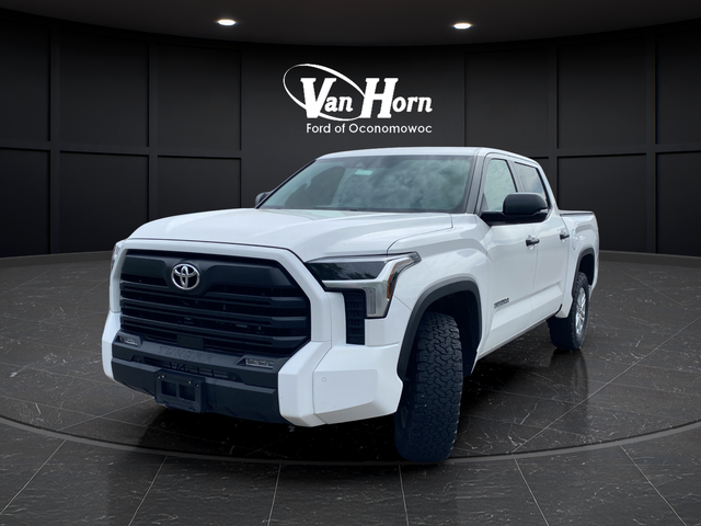Used 2024 Ice Cap Toyota SR5 image 3