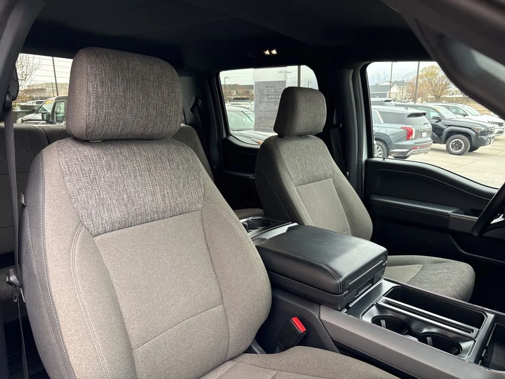Used 2024 White Ford XLT image 15
