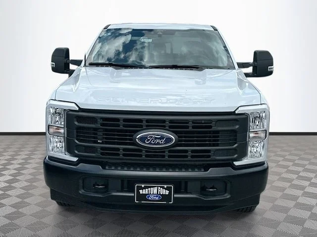 New 2026 Oxford White Ford XL image 2