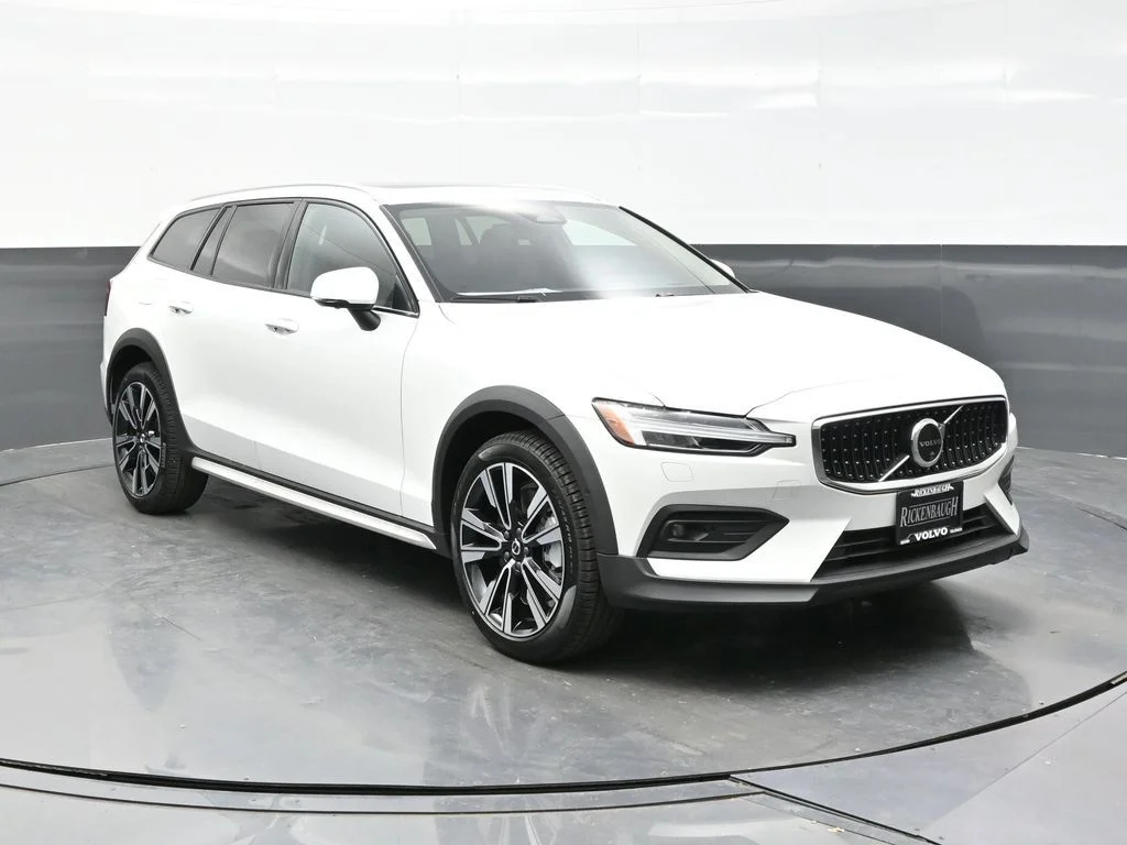 2026 Volvo V60 Cross Country Ultra