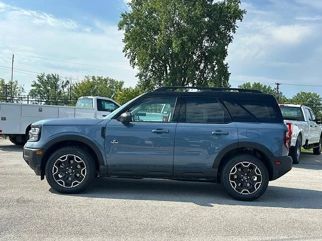 New 2026 Azure Gray Metallic Tri-Coat Ford Outer Banks® image 4
