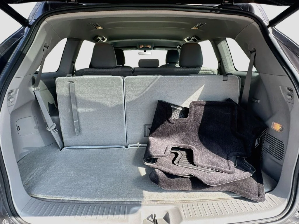 Used 2015 Gray Toyota LE Plus V6 image 29