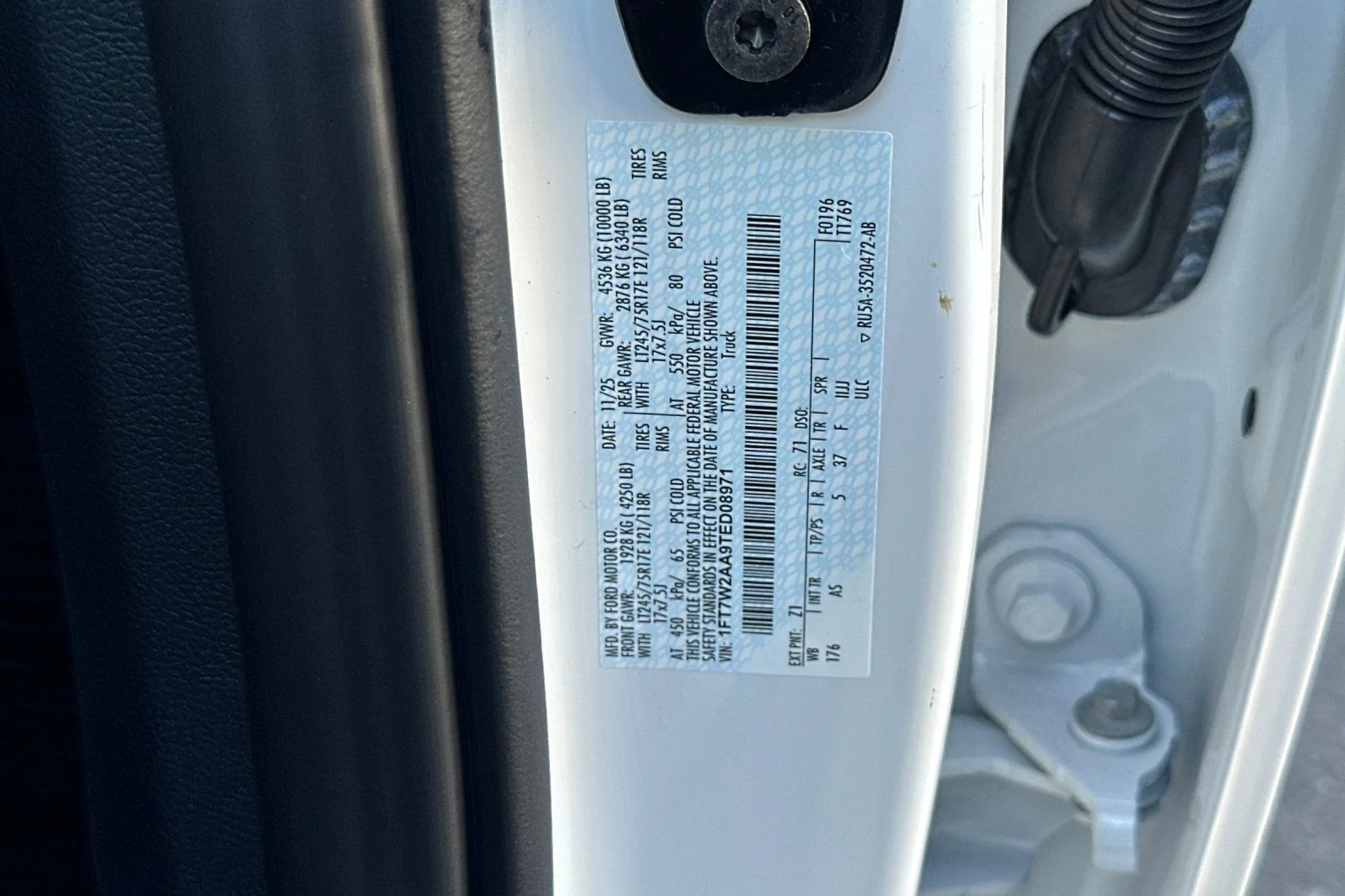 New 2026 Oxford White Ford F-250® XL image 26