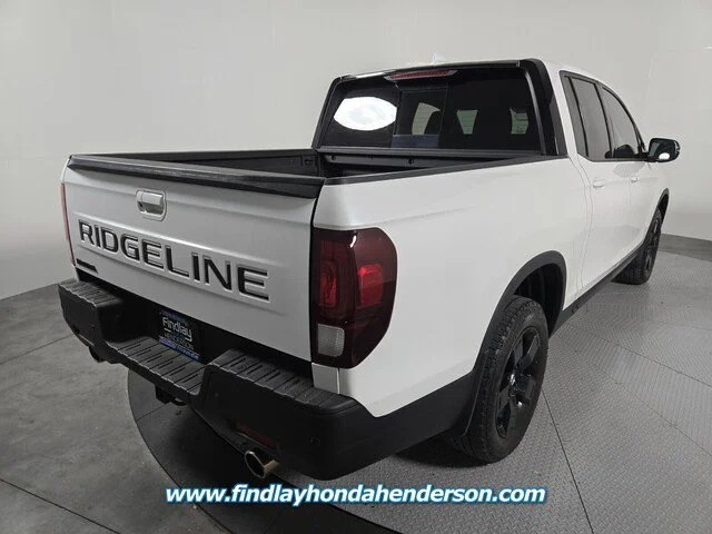 Certified Used 2024 Platinum White Pearl Honda Black Edition image 39