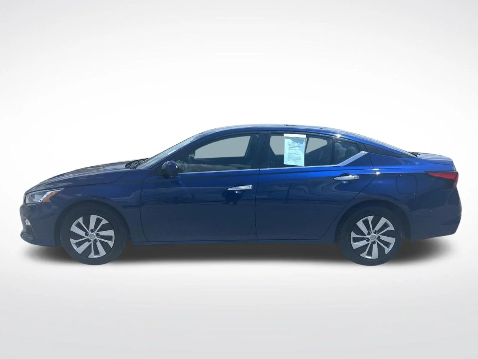 Certified Used 2021 Blue Nissan 2.5 S image 9