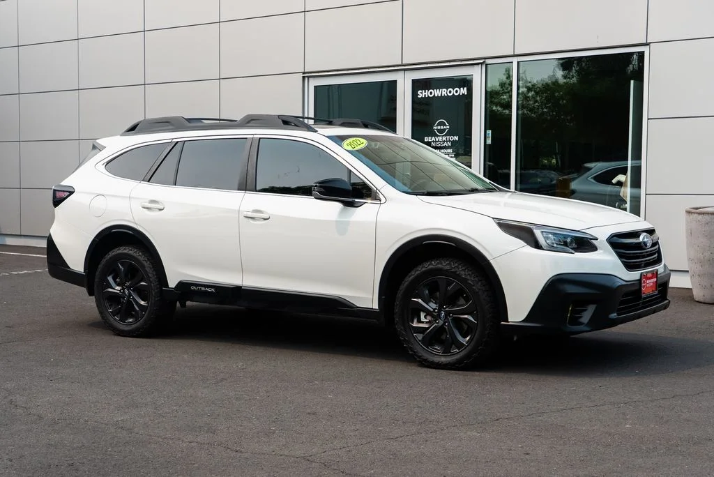 Used 2022 White Subaru Onyx Edition XT image 1