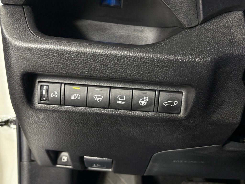 Used 2022 White Toyota XSE image 26