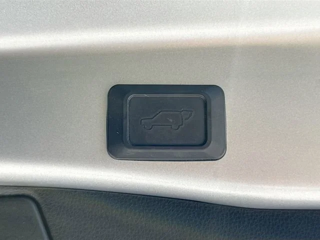 Used 2020 Silver Sky Metallic Toyota Hybrid Limited image 13