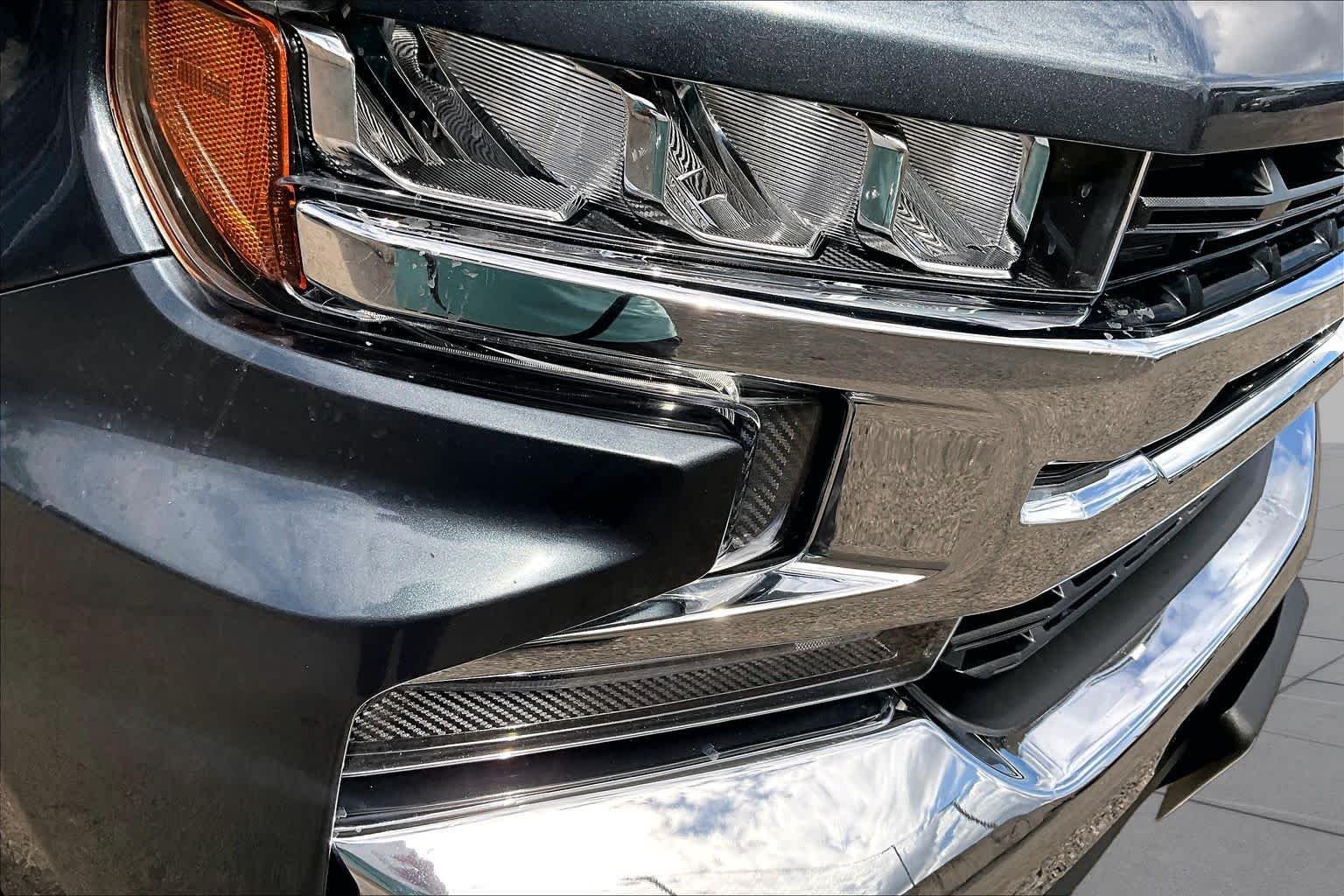Used 2021 Shadow Gray Metallic Chevrolet LT image 27
