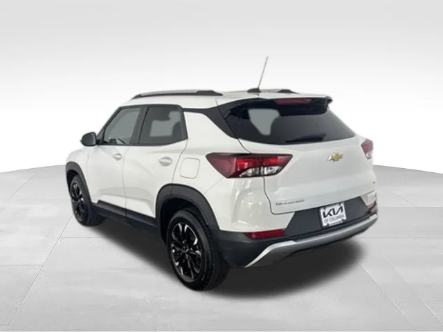 Used 2023 White Chevrolet LT image 6