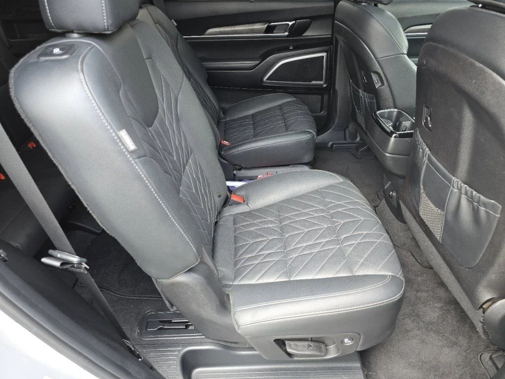Used 2024 Gray Kia EX X-Line image 19