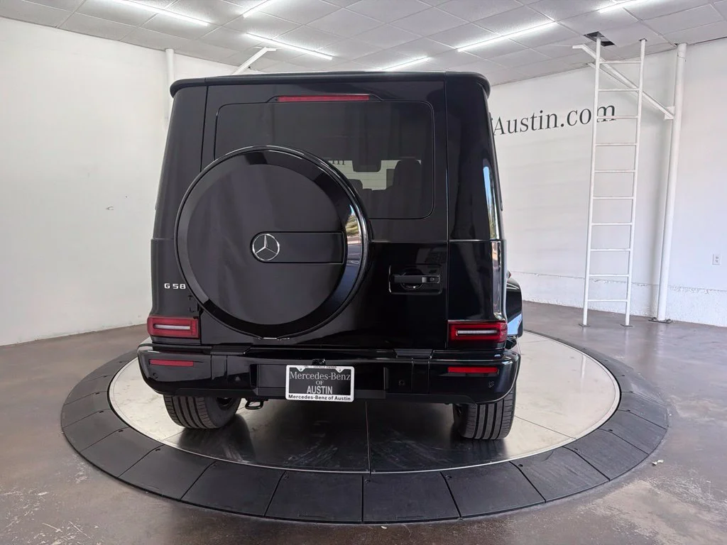New 2027 Black Mercedes-Benz G 580 image 6