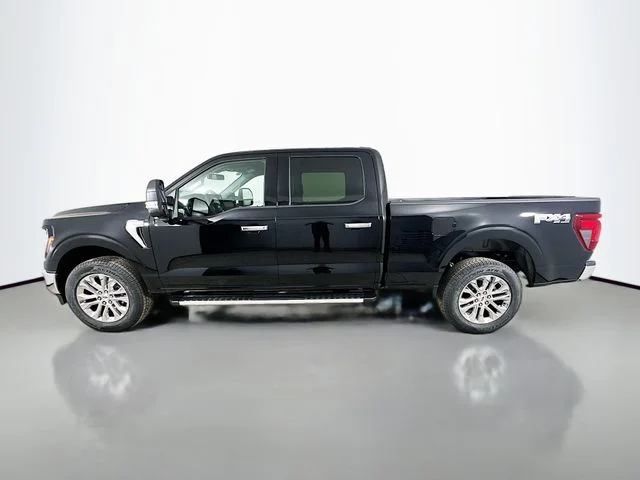 New 2026 Agate Black Metallic Ford XLT image 4