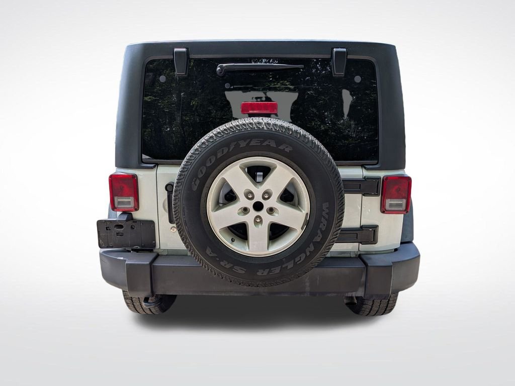 Used 2016 White Jeep Unlimited Sport image 5
