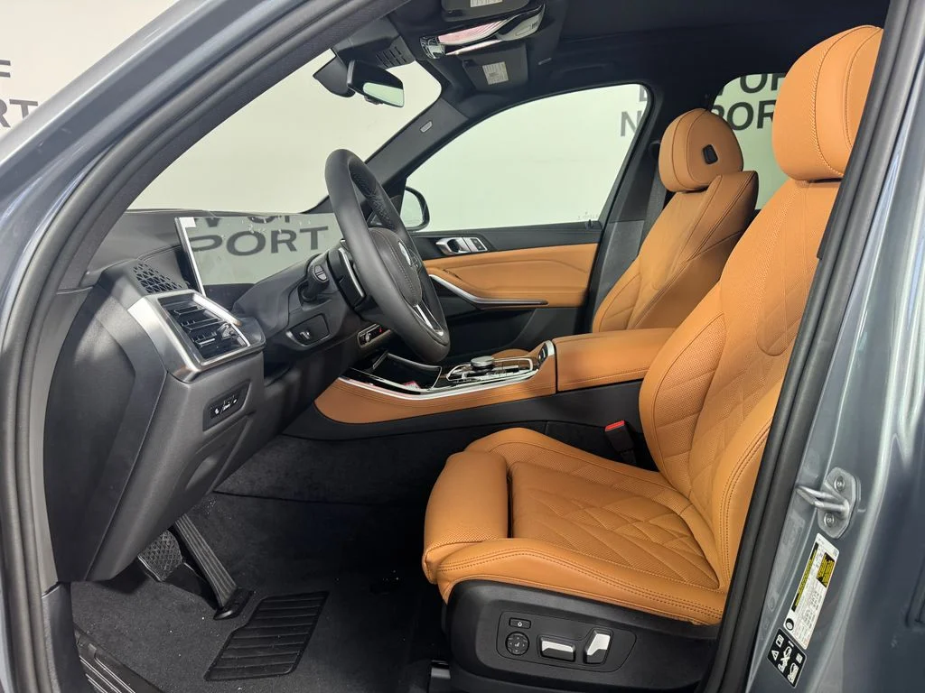New 2026 Gray BMW xDrive40i image 2