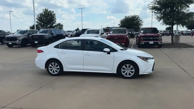 Used 2024 Toyota Corolla LE with VIN 5YFB4MDE5RP109454 for sale in Waxahachie, TX