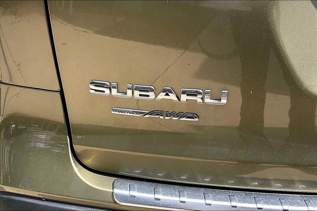 Used 2025 Brown Subaru Limited image 36