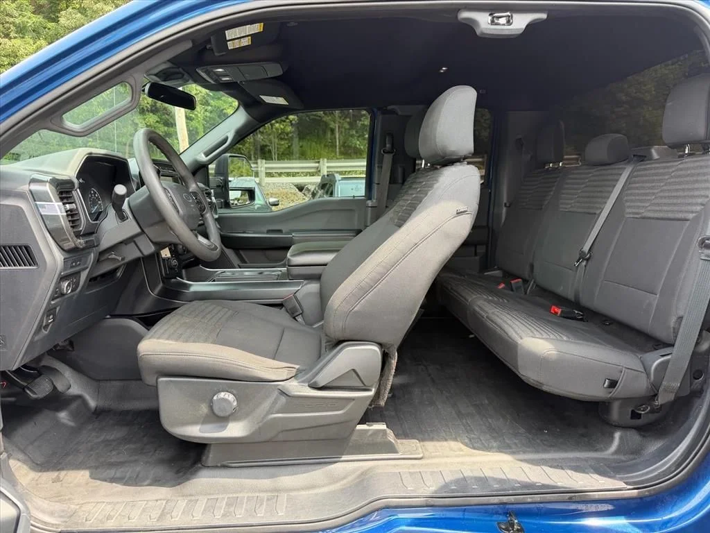 Used 2022 Blue Ford XL image 11