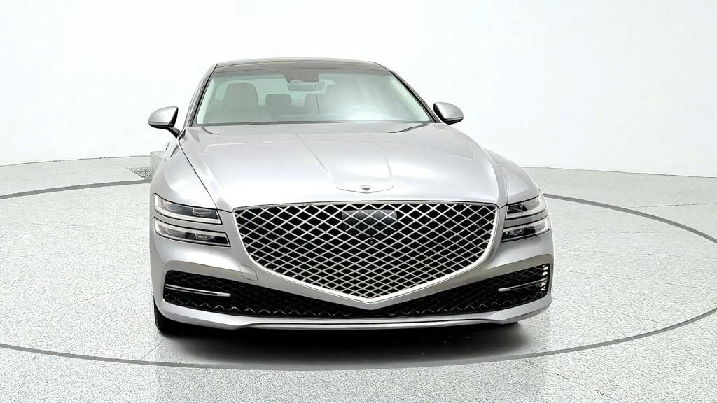 Used 2021 Savile Silver Genesis 2.5T RWD Prestige w/ Panoramic Sunroof & Lexicon Audio image 2