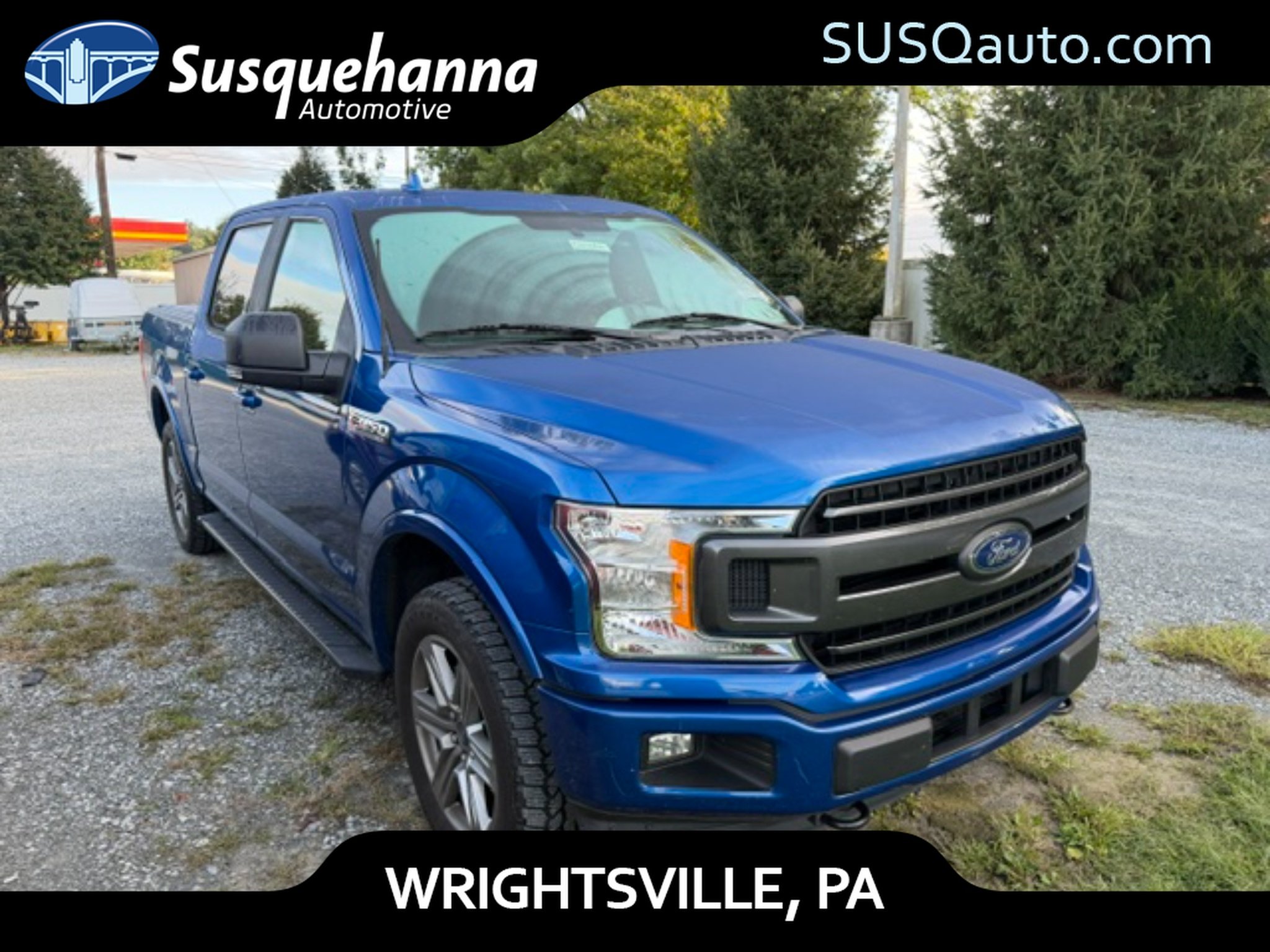 Used 2018 Lightning Blue Ford XLT image 1