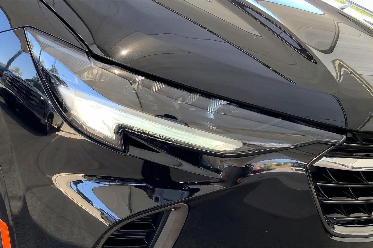 Used 2022 Ebony Twilight Metallic Buick Preferred image 28