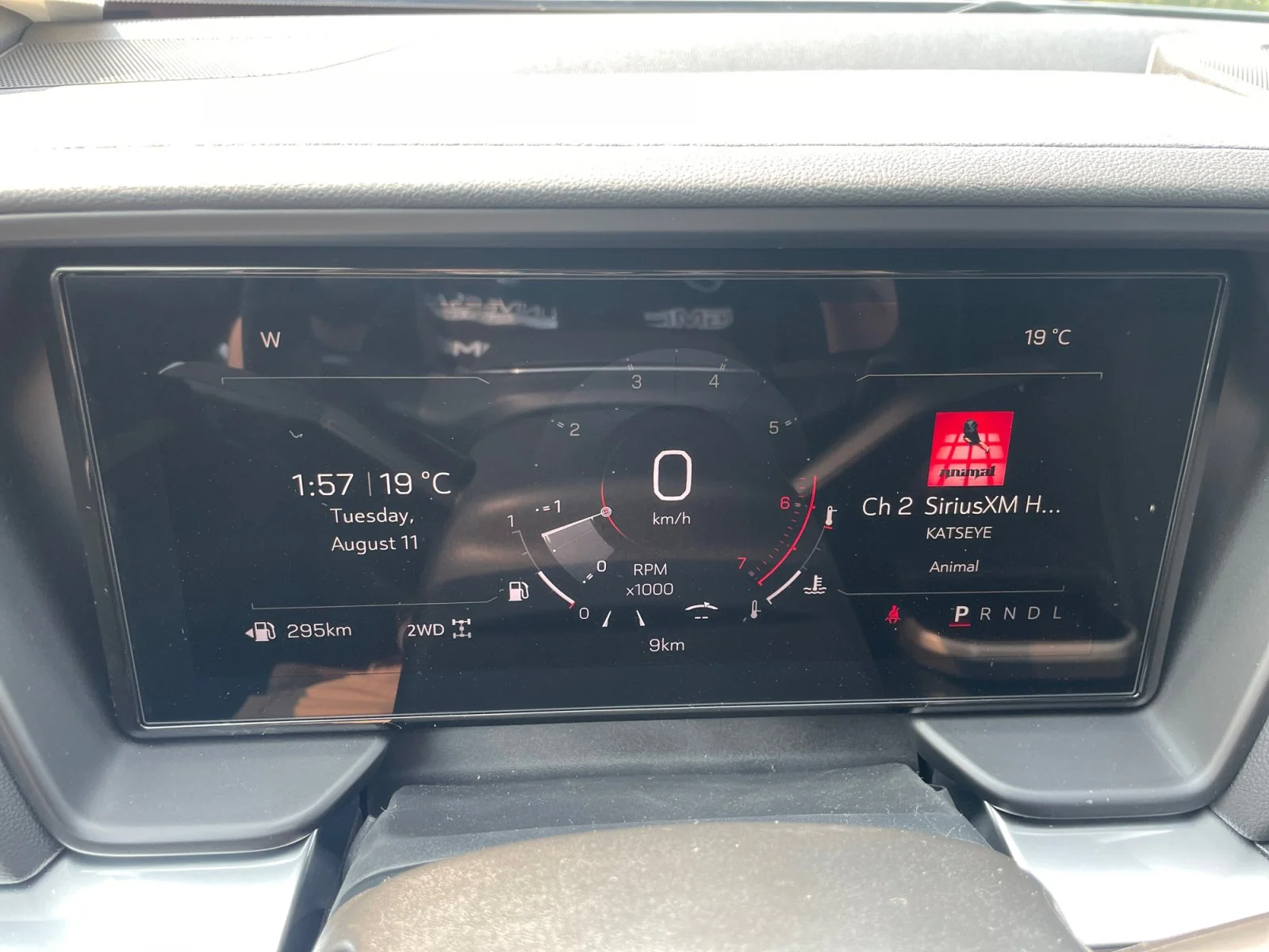 New 2027 Sterling Metallic GMC AWD Elevation image 19