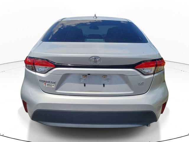 Used 2024 Silver Toyota LE image 4