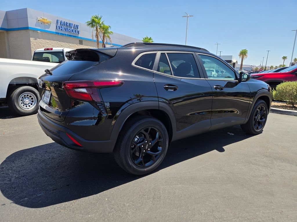 New 2026 Mosaic Black Metallic Chevrolet LT image 4