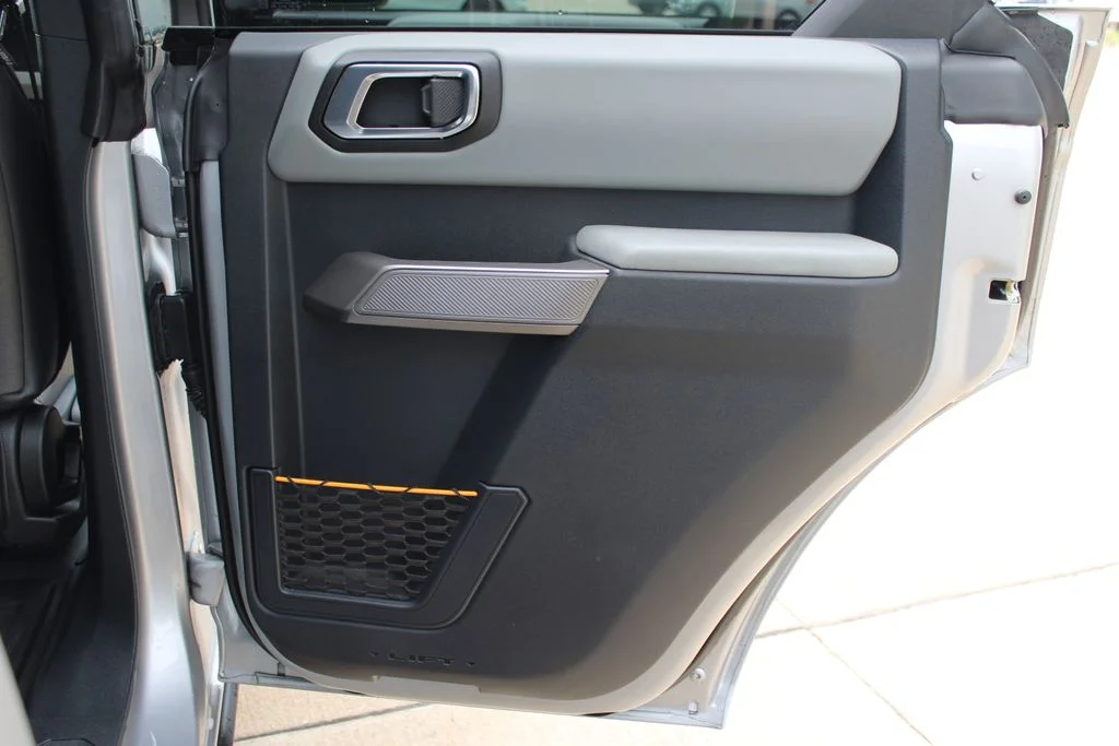 Used 2022 Silver Ford Badlands image 39