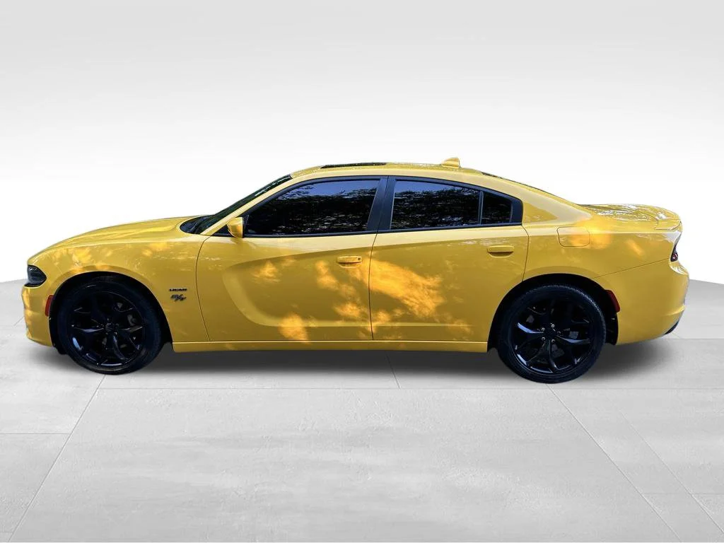 Used 2017 Yellow Dodge R/T image 2