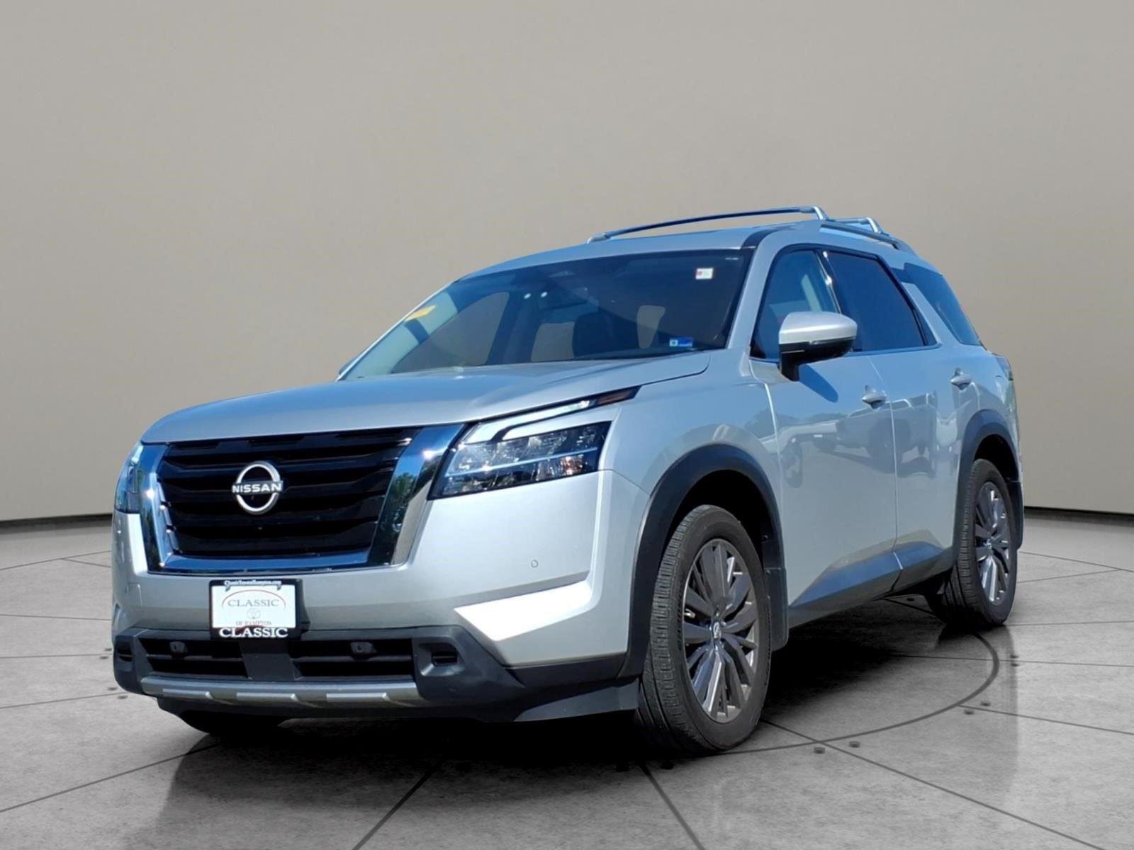 Used 2024 Super Black Nissan SL image 1
